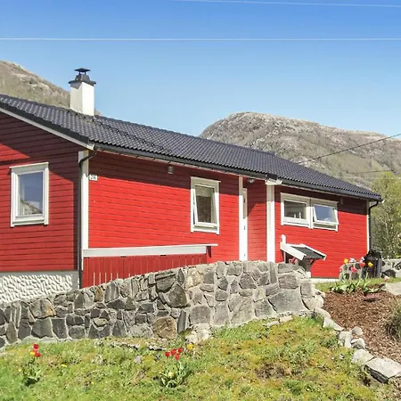 Holiday home Gorgeous In Dalsoyra With Kitchen Oppdalsoyra