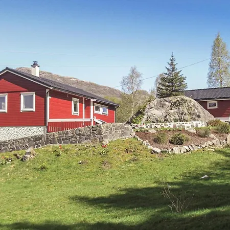 Gorgeous In Dalsoyra With Kitchen * Oppdalsoyra